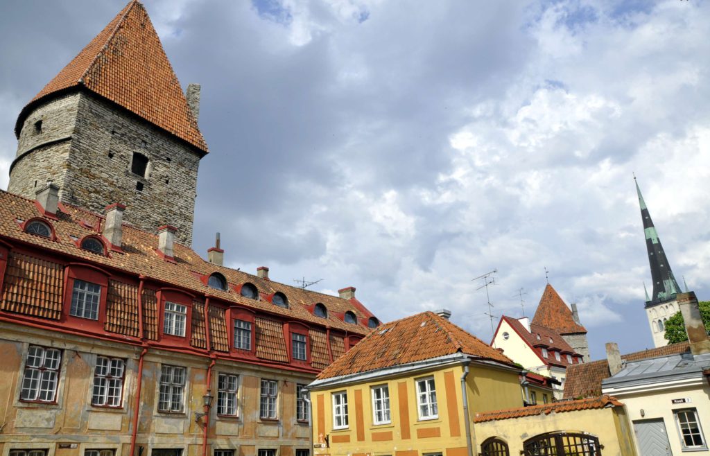 vieille ville old town tallinn voyage estonie