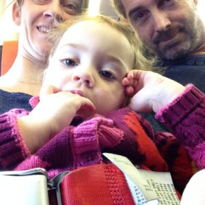 Mes astuces pour voyager avec les enfants en avion